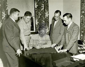 Image description is not available for 1947.034